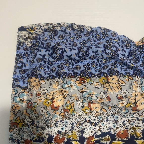 Hallelu Boutique - Strapless Navy Floral Jumpsuit with Tie Back/Leg Slits - L - Picture 9 of 10